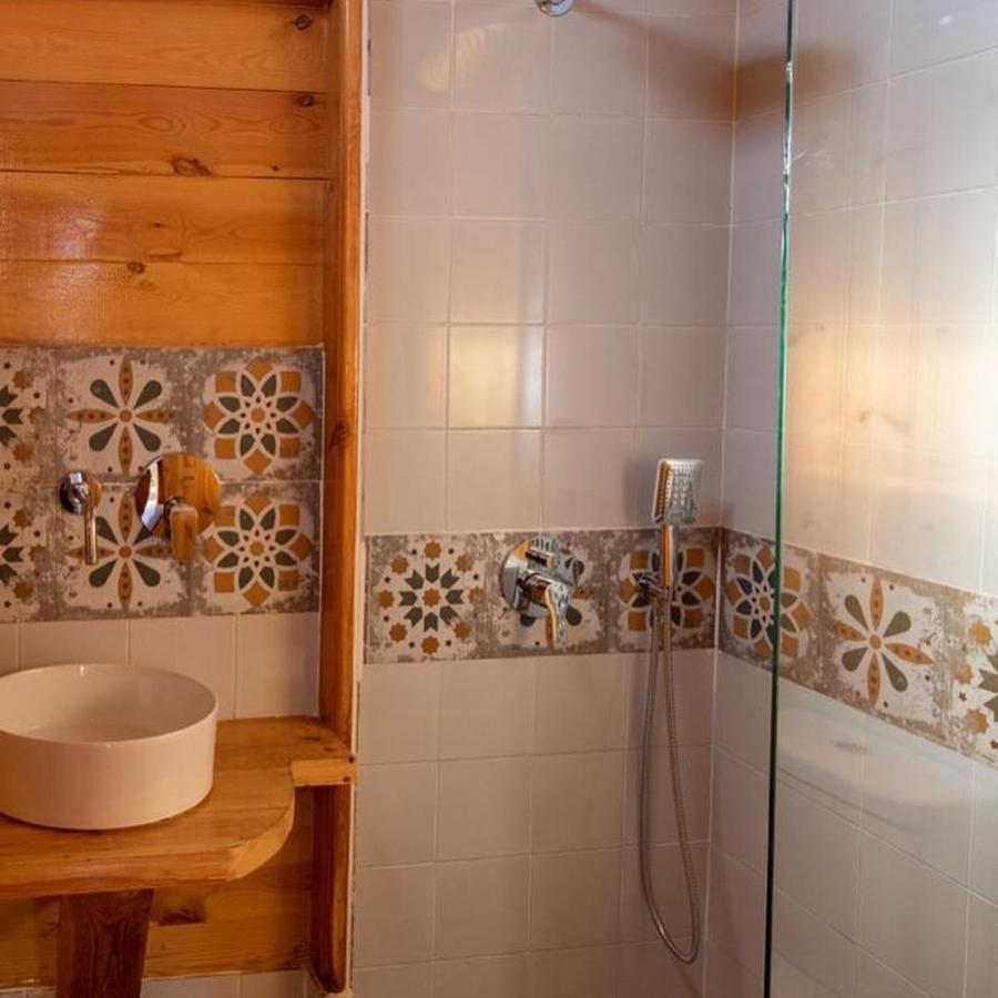 Northern Lake Lodge Izbat Ilyas 외부 사진